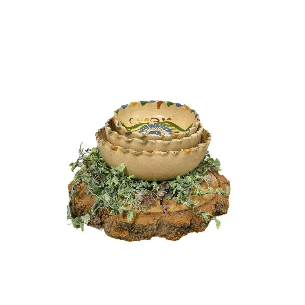 Vintage Folk Art Clay Mexican Tlaquepaque Pottery Scalloped Nesting Bowl Set